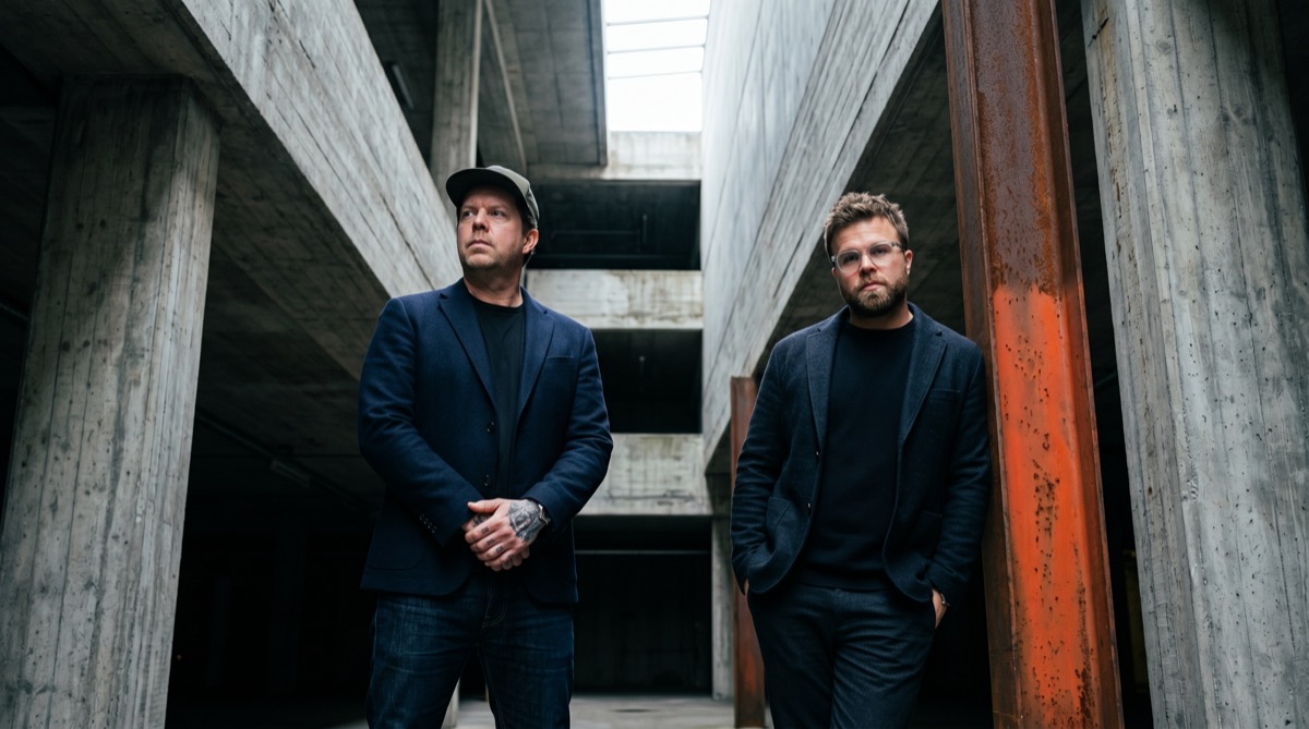 Jonas Adamsen og Nick Yde Larsen, værterne på AI Bros